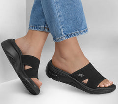 Skechers Skechers GO WALK Arch Fit 2.0 Sandal - Dakota Women