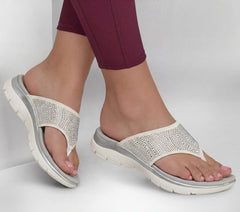 Skechers Skechers Summits Sandal - Unmatched Glow Women