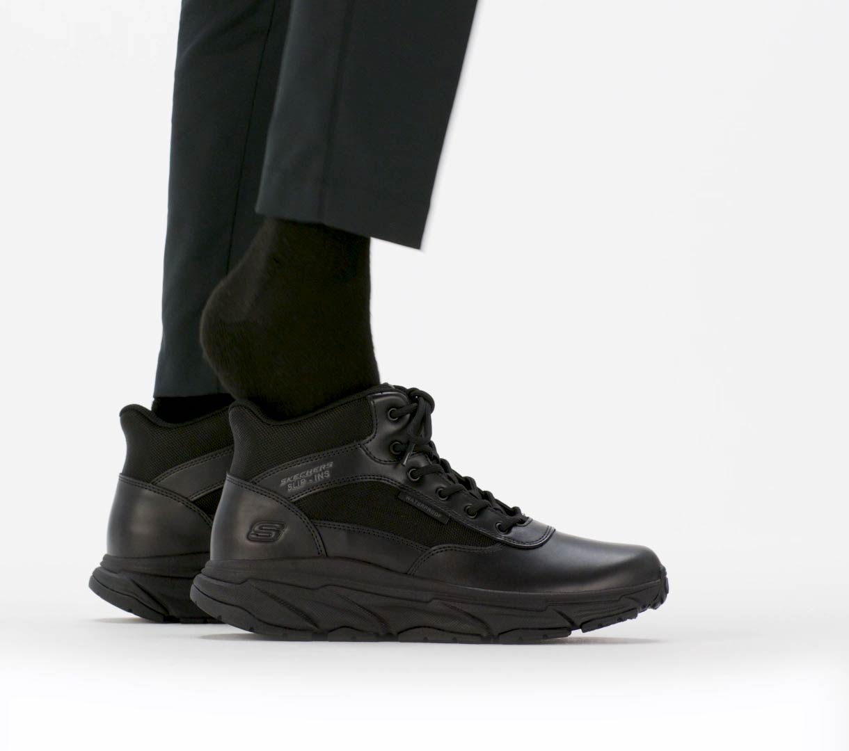 Skechers Skechers Slip-in Work Waterproof Slip-Resistant: D'Lux Journey - Redron Men