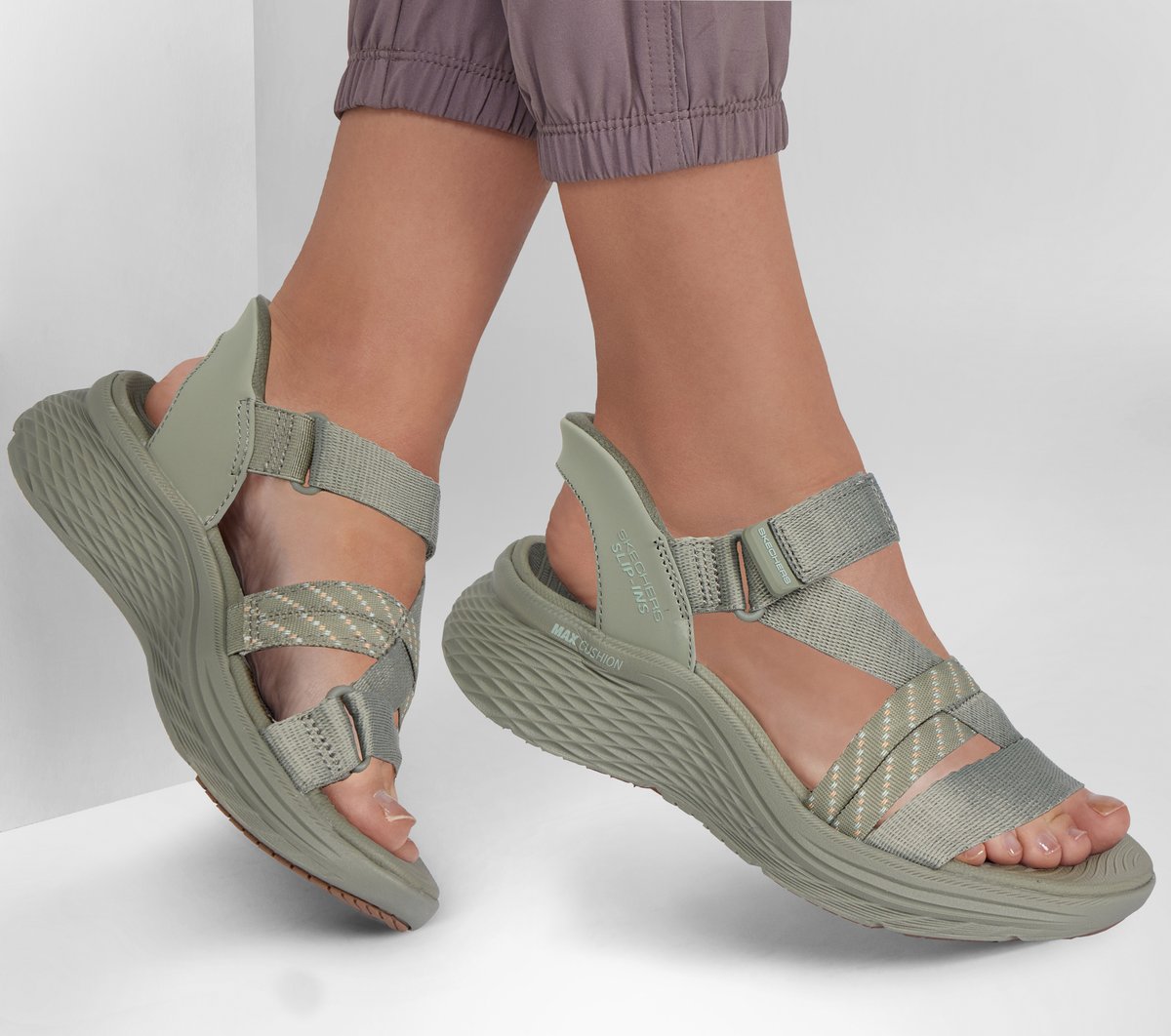 Skechers Skechers Slip-ins: Max Cushioning Elite 2.0 Sandal - Emery Women