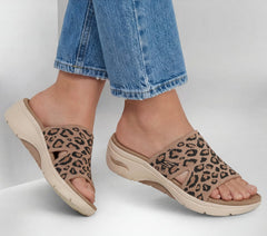 Skechers Skechers GO WALK Arch Fit 2.0 Sandal - Remi Women