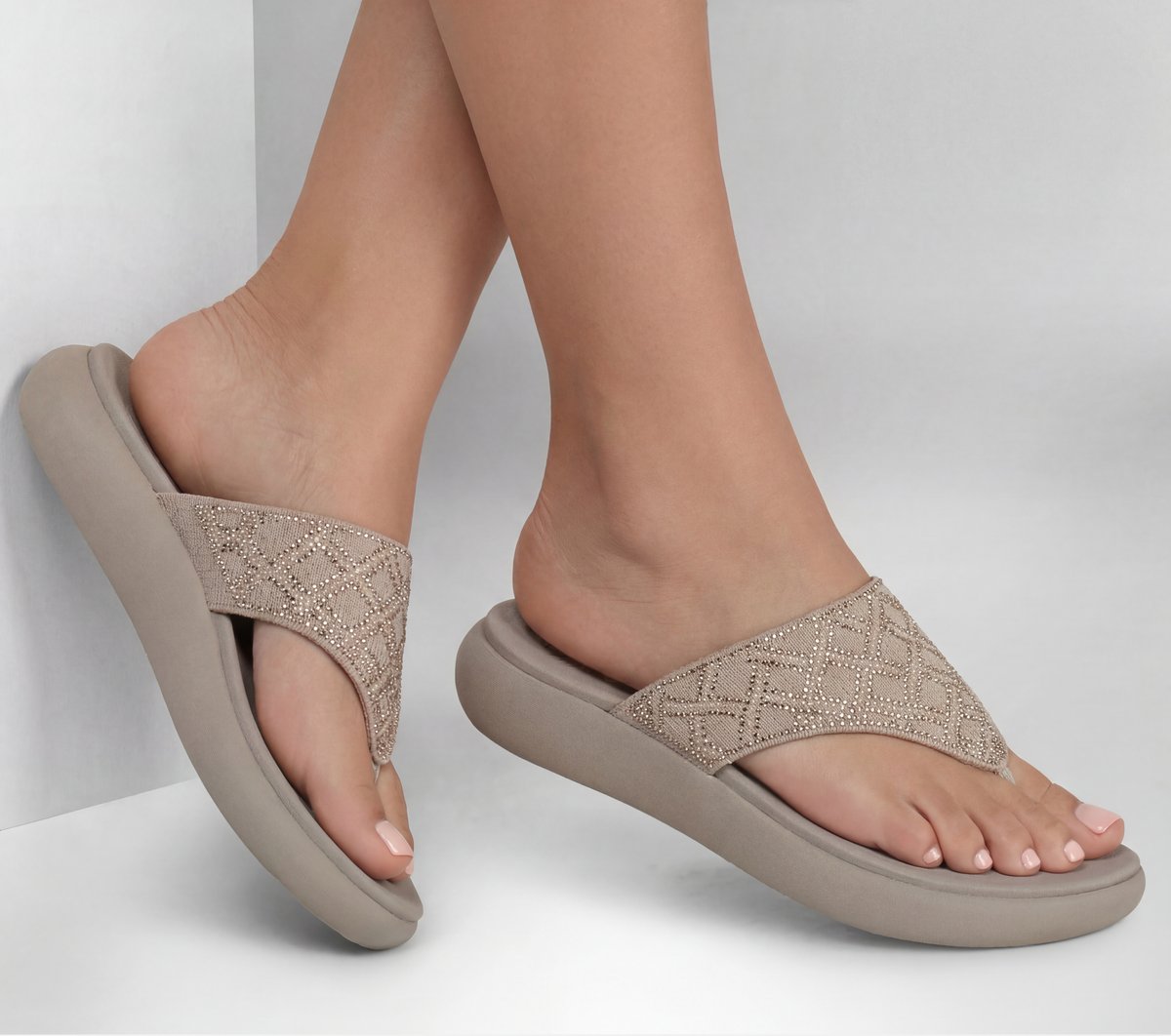 Skechers Skechers Relaxed Fit: Asana Luxe - Keep Dazzling Women