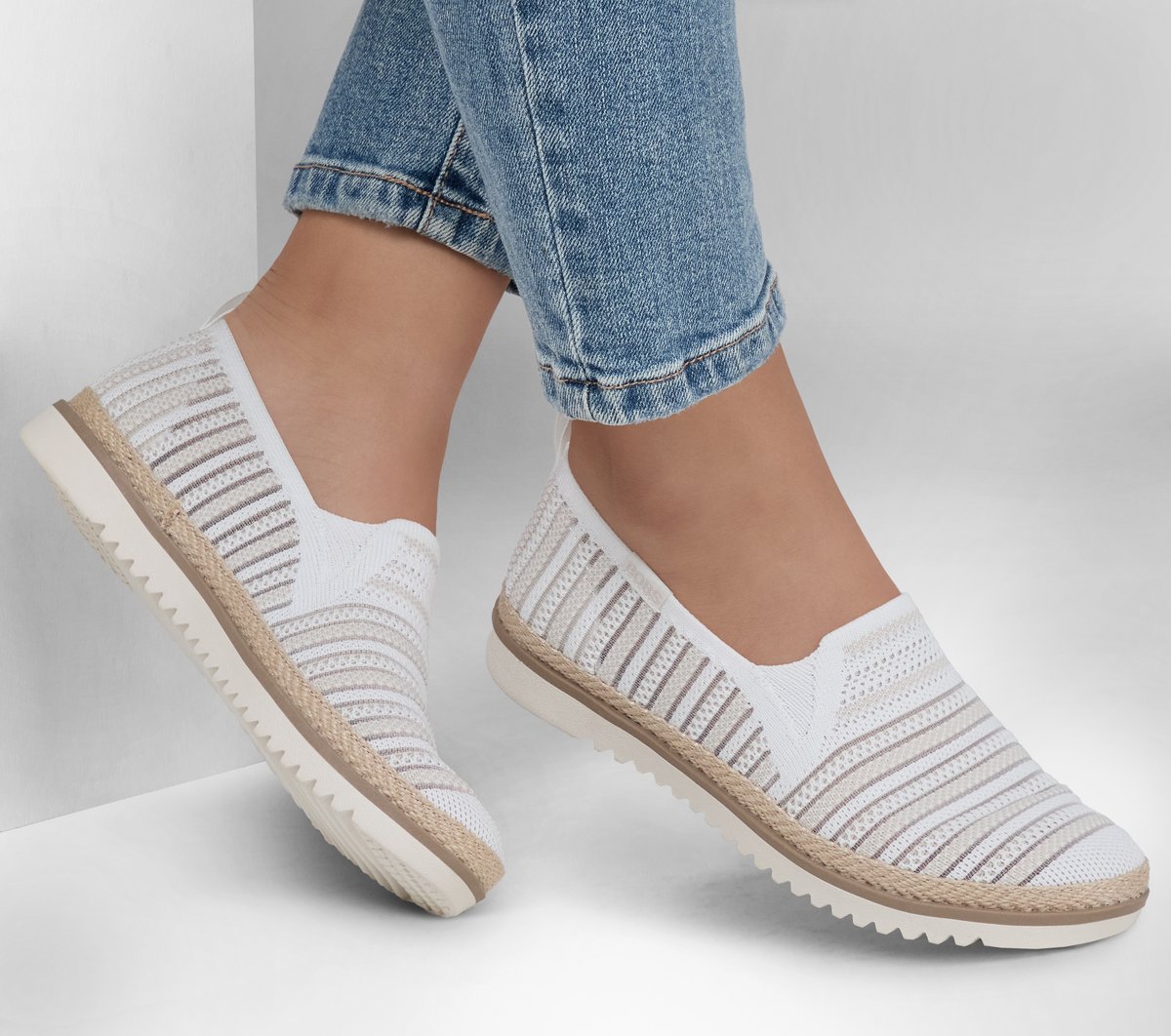 Skechers Skechers BOBS Flexpadrille LO - So Chic Women